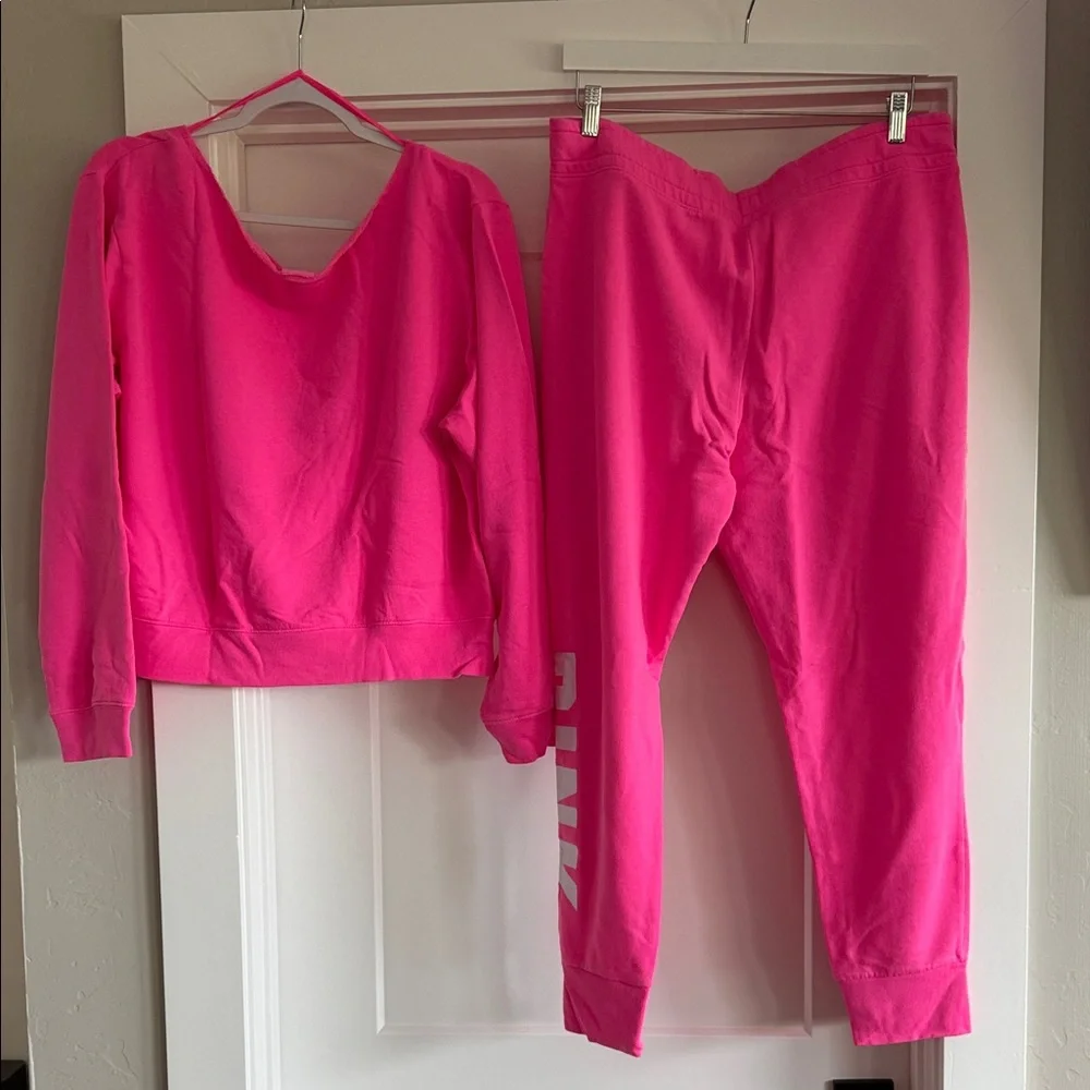 VICTORIA’S SECRET OFF THE SHOULDER LONG SLEEVE TOP & FLEECE JOGGER SET - NWOT - Picture 7 of 14